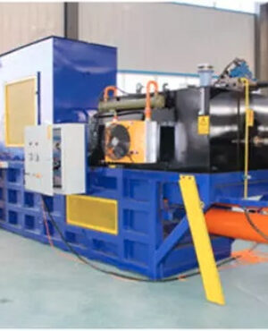 Horizontal automatic hydraulic baling press